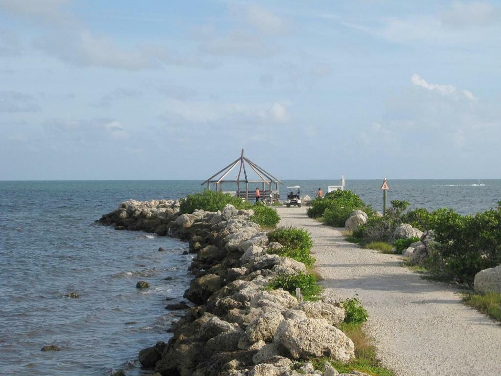 Licensed Mgr - Modern Oceanfront Condo! Beautiful Ocean Views! Beach Resort! 2 King Beds! Key Largo Bagian luar foto